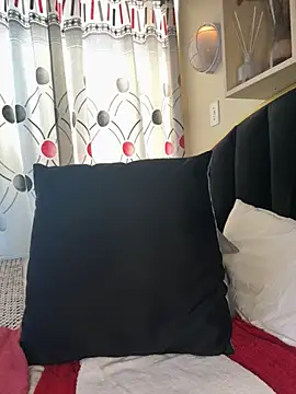 Snapshot of CynnxxxBarb chatting on 5, 11, 2025 CynnxxxBarb online show from 5, 11, 2025