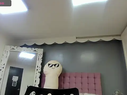 lola cook online show from 13, 11, 2025