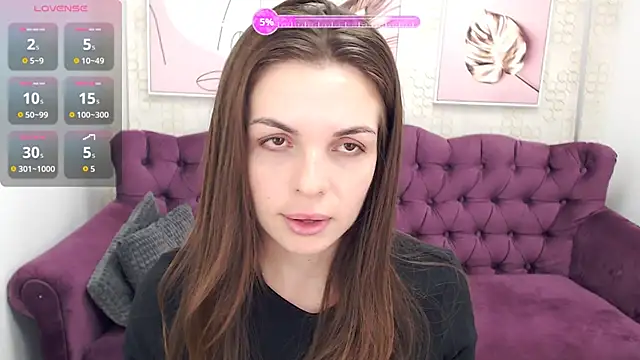 Sophiia Starr online show from 3, 10, 2025