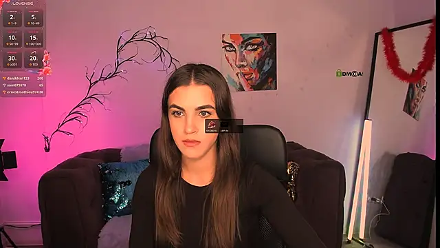 Snapshot of lina_fox12 chatting on 12, 11, 2025 lina fox12 online show from 12, 11, 2025