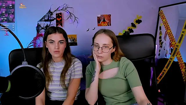 Snapshot of lina_fox12 chatting on 5, 11, 2025 lina fox12 online show from 5, 11, 2025