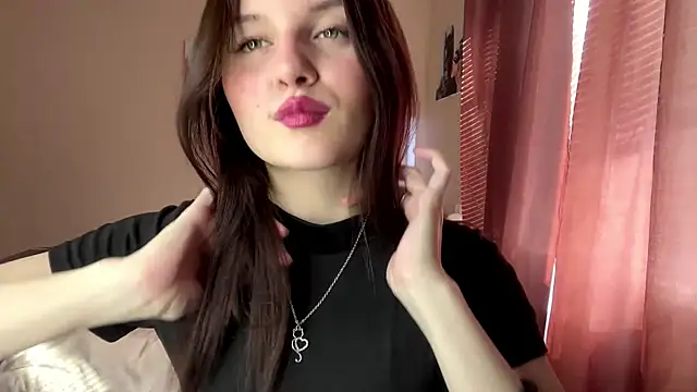 Snapshot of JanellHousen chatting on 4, 5, 2026 JanellHousen online show from 4, 5, 2026