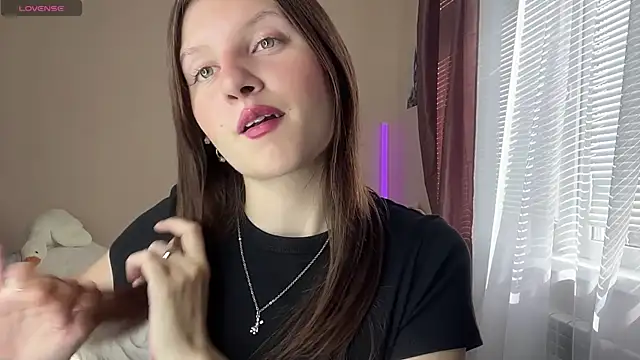 JanellHousen online show from 22, 7, 2026