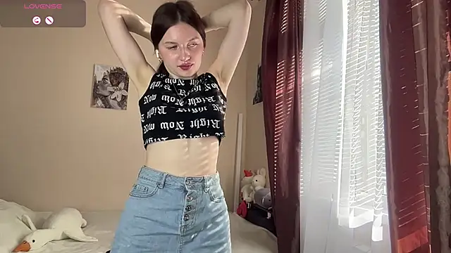 Snapshot of JanellHousen chatting on 7, 6, 2026 JanellHousen online show from 7, 6, 2026