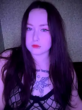 BambiGlow online show from 3, 10, 2025