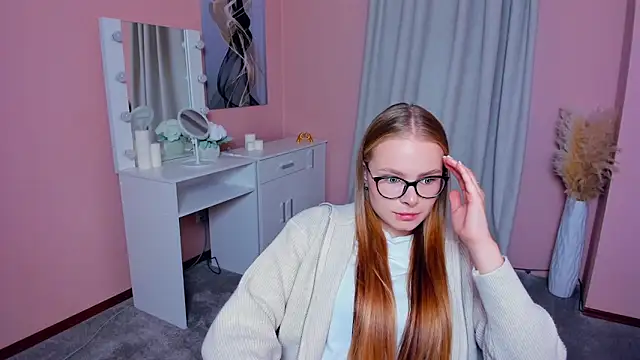 LibbyVenzeio online show from 30, 9, 2025