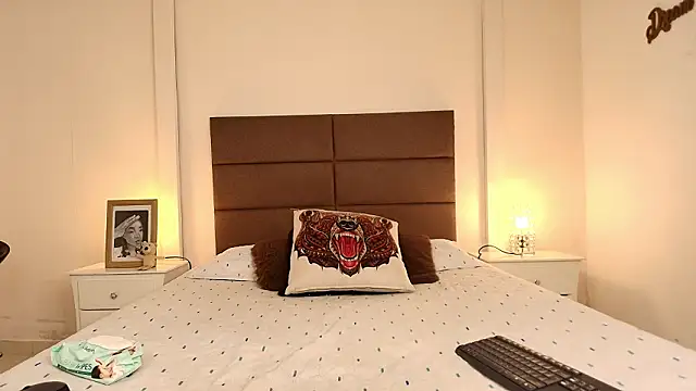 NatashaTaylor online show from 11, 2, 2026