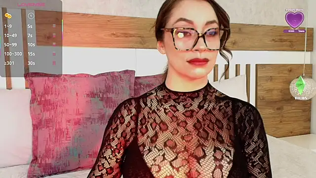 Snapshot of LucianaWainN chatting on 15, 7, 2026 LucianaWainN online show from 15, 7, 2026
