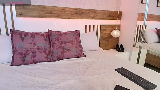 LucianaWainN online show from 5, 3, 2026