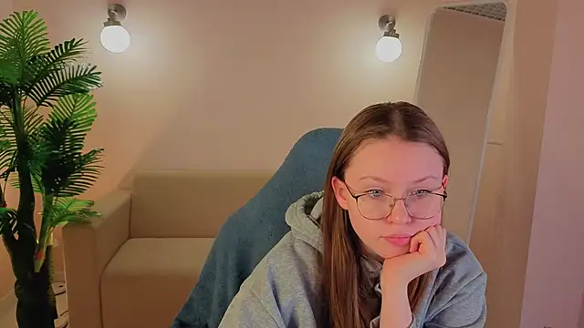 SirenaBlessing online show from 6, 11, 2025