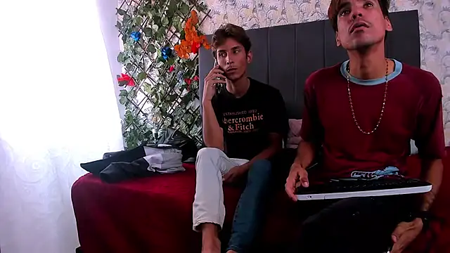 Snapshot of fuck_seduction chatting on 13, 11, 2025 fuck seduction online show from 13, 11, 2025