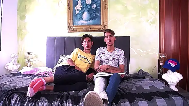 Snapshot of fuck_seduction chatting on 28, 11, 2025 fuck seduction online show from 28, 11, 2025