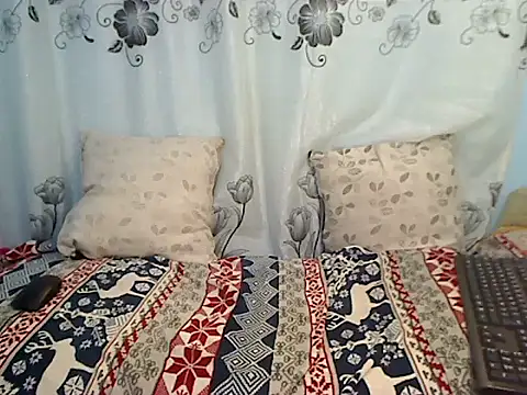 Snapshot of RoseNaya chatting on 7, 6, 2026 RoseNaya online show from 7, 6, 2026