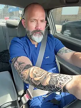 fuckadilf online show from 16, 4, 2026