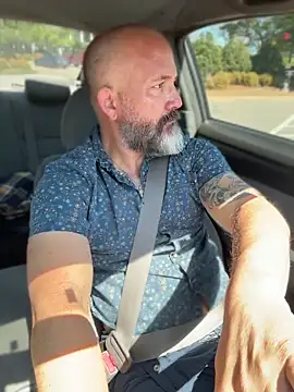 fuckadilf online show from 10, 4, 2026