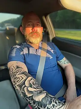 fuckadilf online show from 14, 4, 2026