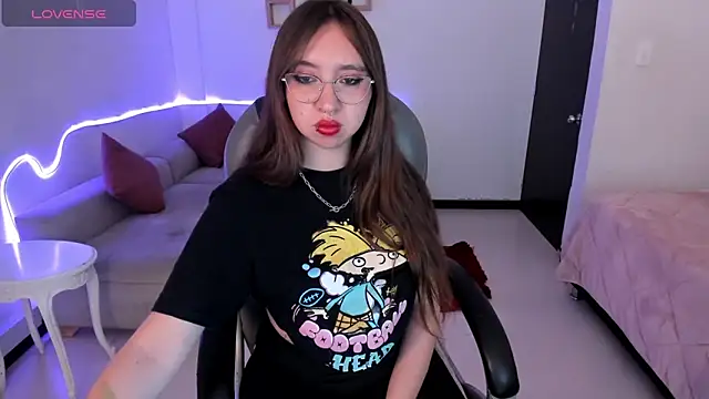 Snapshot of Scarlett__Cooper__ chatting on 10, 11, 2025 Scarlett Cooper online show from 10, 11, 2025