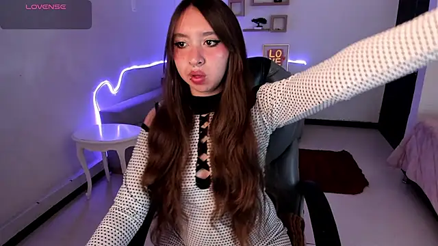 Snapshot of Scarlett__Cooper__ chatting on 6, 11, 2025 Scarlett Cooper online show from 6, 11, 2025