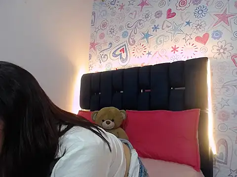 ZAFIRA KALA online show from 3, 10, 2025