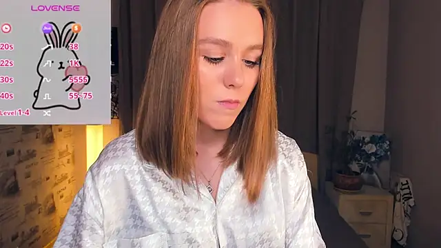 Snapshot of TienKnous chatting on 25, 10, 2025 TienKnous online show from 25, 10, 2025