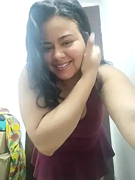 Snapshot of Tania_cruz_ chatting on 6, 5, 2026 Tania cruz online show from 6, 5, 2026