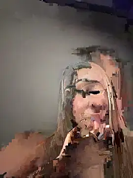 Aura Kaiser online show from 3, 10, 2025