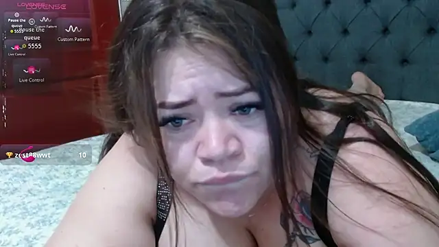 Snapshot of Michellx_hot2 chatting on 30, 10, 2025 Michellx hot2 online show from 30, 10, 2025