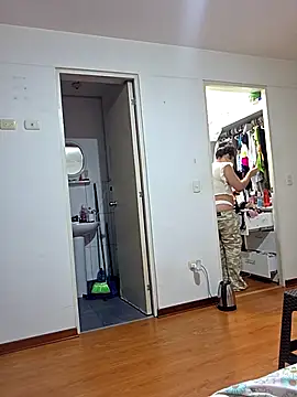 Khloekiss online show from 21, 10, 2025