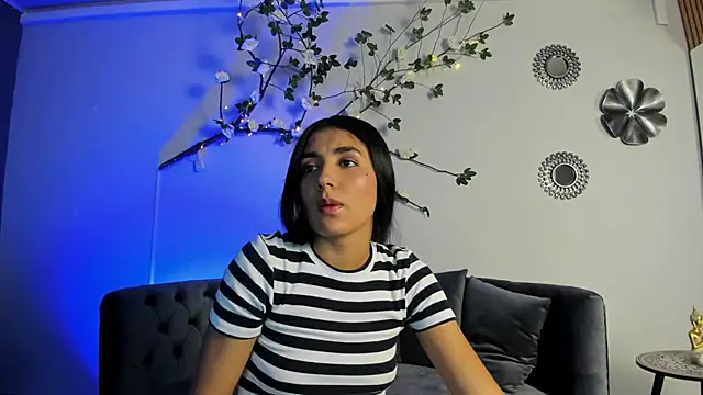 cloe taylor   online show from 3, 11, 2025