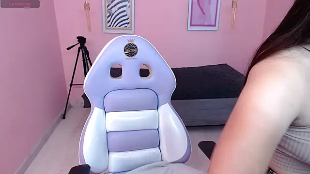 Chloe santana  online show from 29, 9, 2025