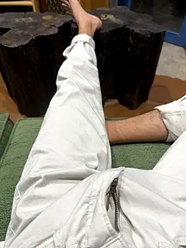 HenryLee1983-cums online show from 3, 10, 2025