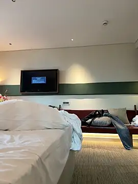 HenryLee1983-cums online show from 8, 10, 2025