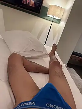 HenryLee1983-cums online show from 3, 3, 2026