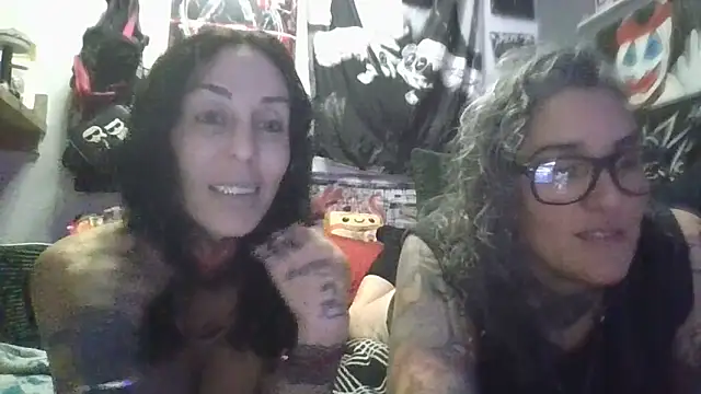 inkdhollow1 online show from 25, 5, 2026
