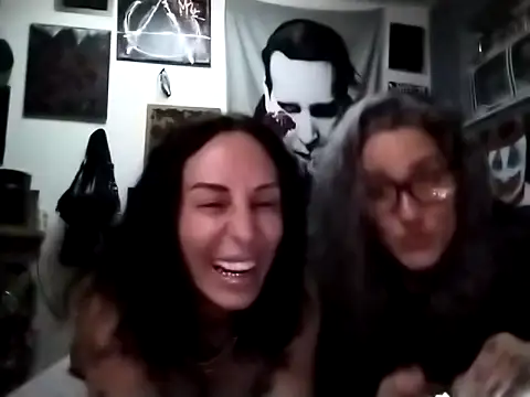 inkdhollow1 online show from 19, 10, 2025