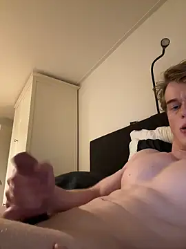 lekkerepik1111 online show from 13, 2, 2026