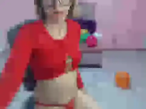 Snapshot of cristal_hills_19 chatting on 14, 11, 2025 cristal hills 19 online show from 14, 11, 2025