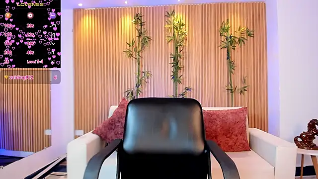 VenusCooper online show from 7, 1, 2026