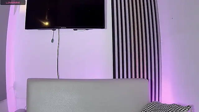 venedic bull online show from 6, 11, 2025