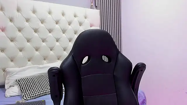 venedic bull online show from 3, 3, 2026