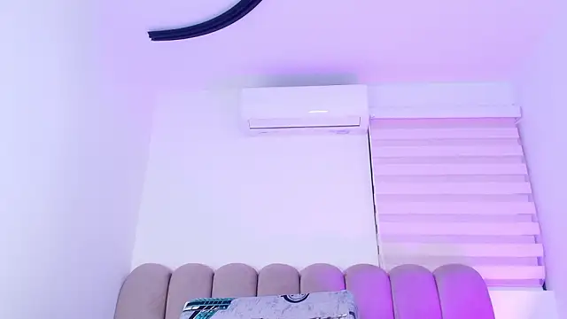 ashly mr online show from 5, 2, 2026