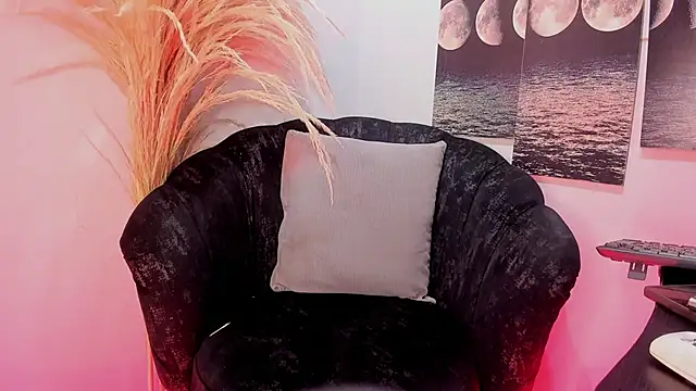 Snapshot of cloemorningstar chatting on 19, 10, 2025 cloemorningstar online show from 19, 10, 2025