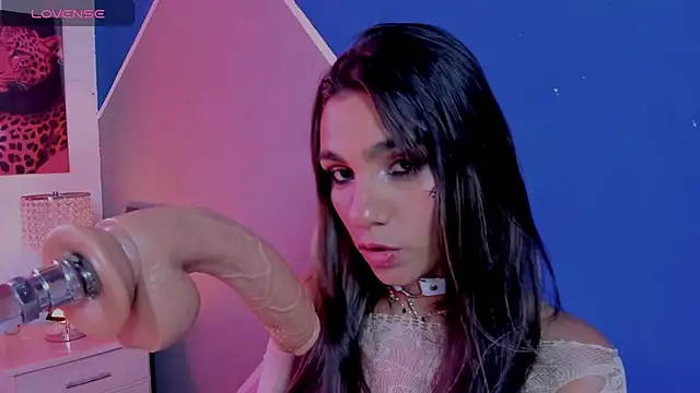 Snapshot of susi_hot13 chatting on 14, 10, 2025 susi hot13 online show from 14, 10, 2025