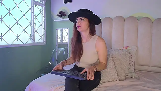 BiancaLuxx  online show from 1, 3, 2026