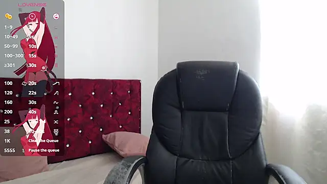 Lia Carter  online show from 23, 2, 2026