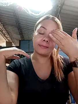 Snapshot of vicoria_09 chatting on 6, 11, 2025 vicoria 09 online show from 6, 11, 2025