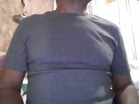 Snapshot of xxxxhom chatting on 4, 10, 2025 xxxxhom online show from 4, 10, 2025