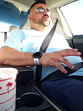 Roddog18 online show from 17, 12, 2025