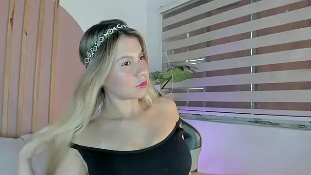 mia curry online show from 3, 11, 2025