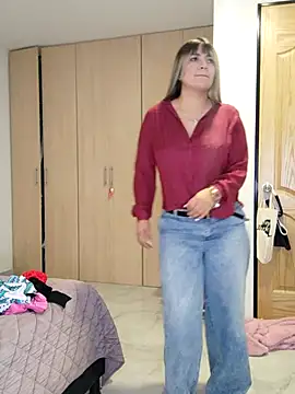 Zoe riivas online show from 8, 11, 2025